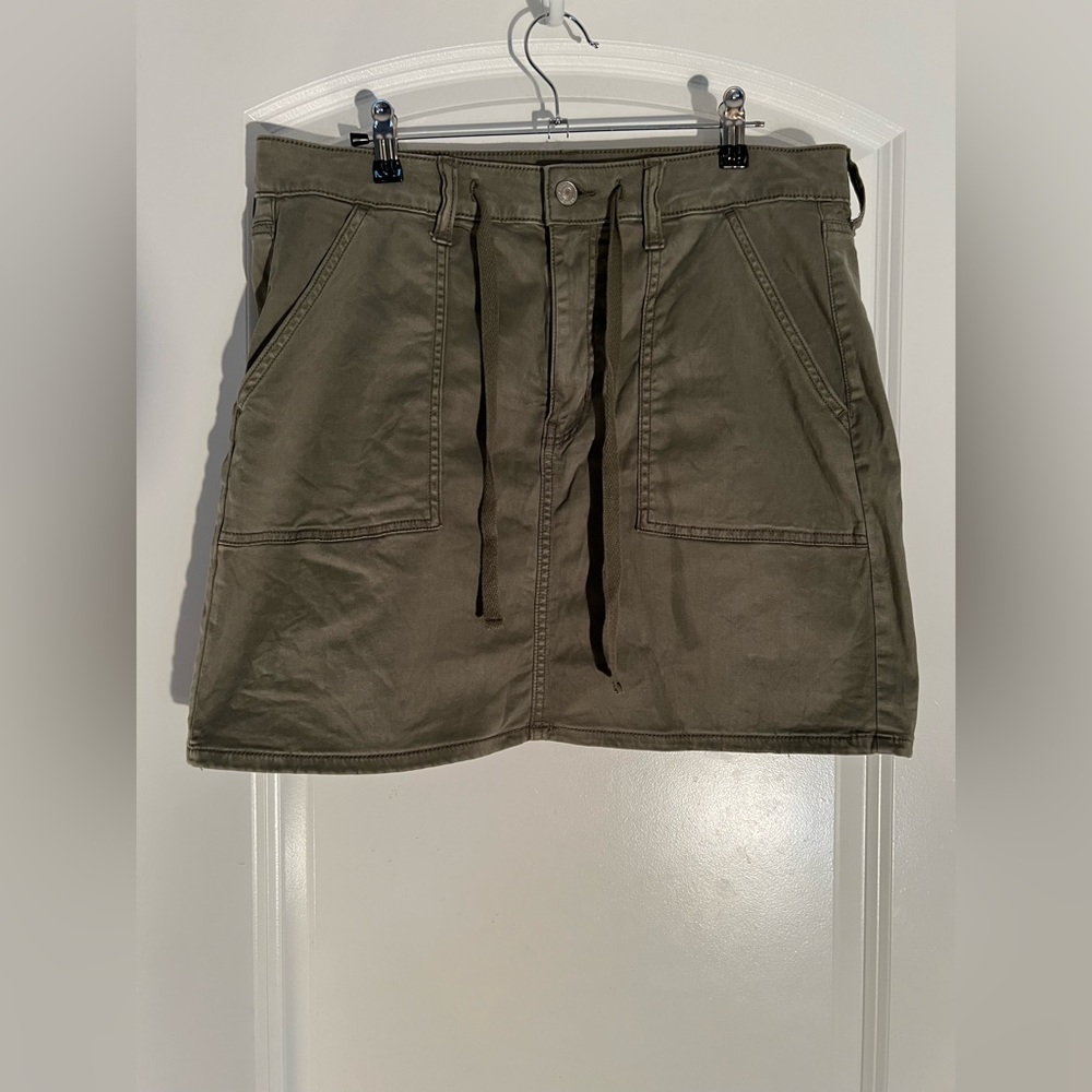 American Eagle Super High Rise Skirt
